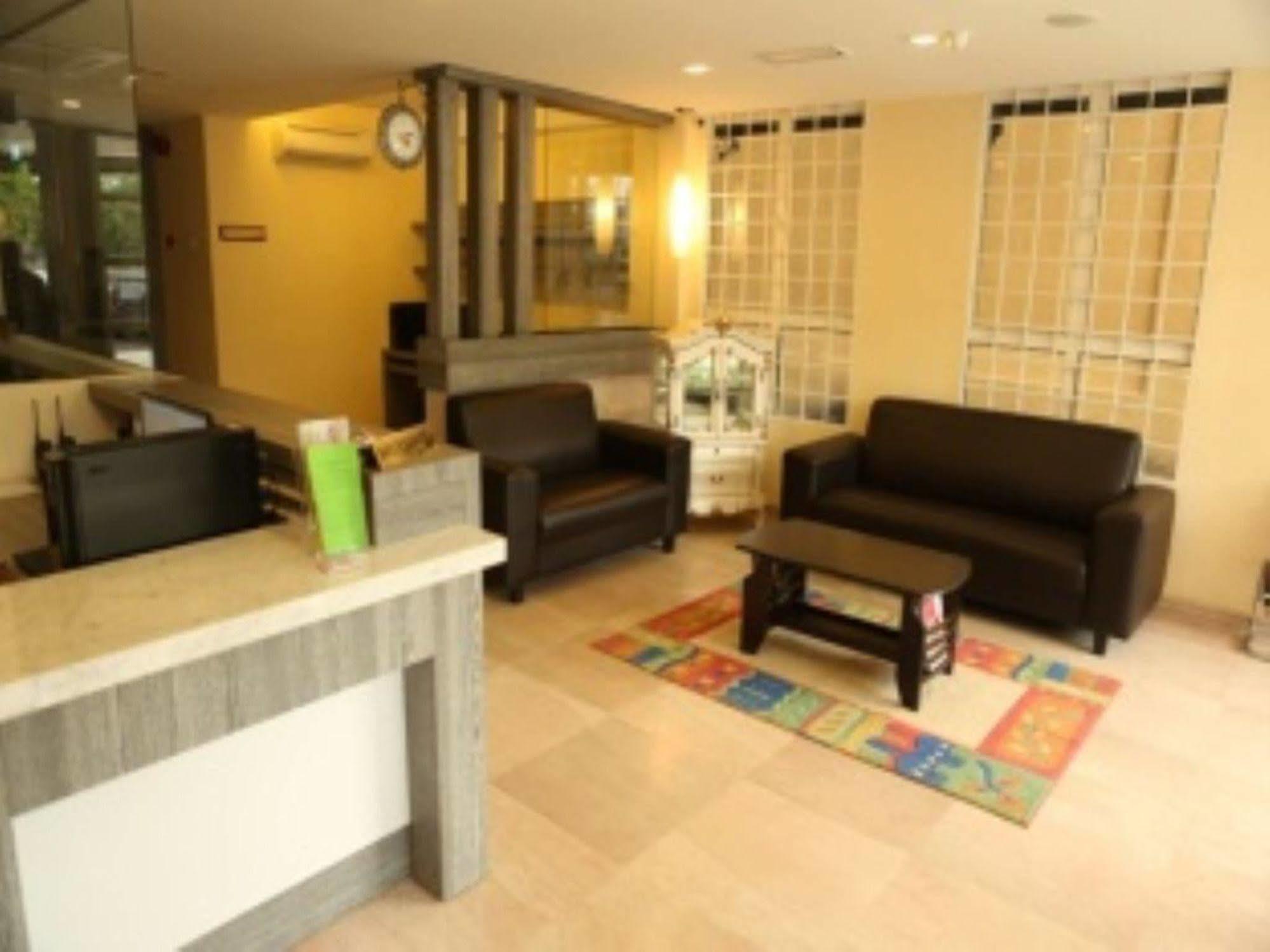 קואלה לומפור Hotel Seniman Sentul מראה חיצוני תמונה